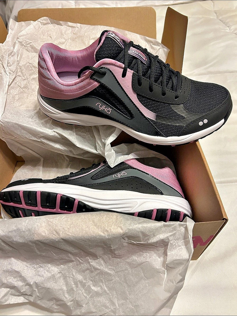 Ryka Dash Pro Walking Shoe Athletic Shoes Black & Pink US 8 M